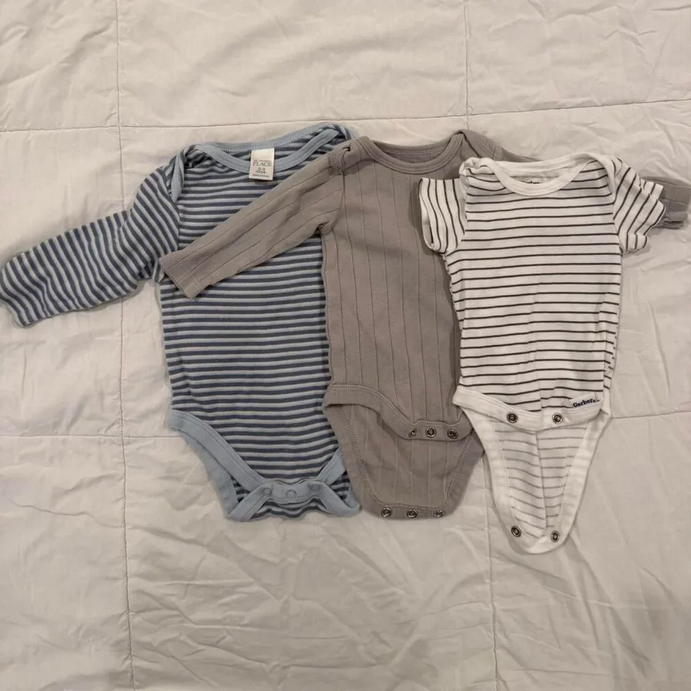 Newborn Baby Bodysuit Bundle, Size NB and 0-3M